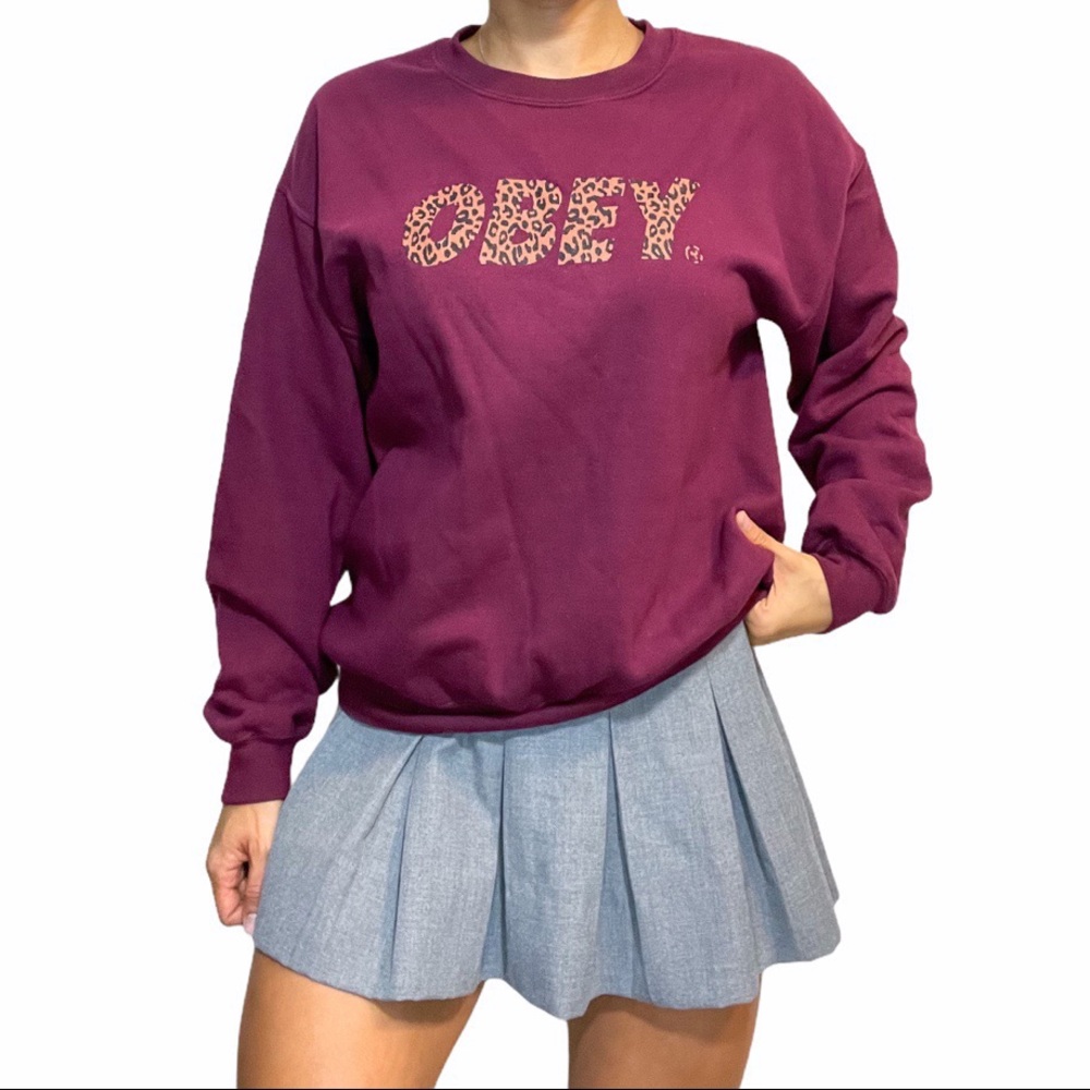 🌸Vintage OBEY maroon sweatshirt